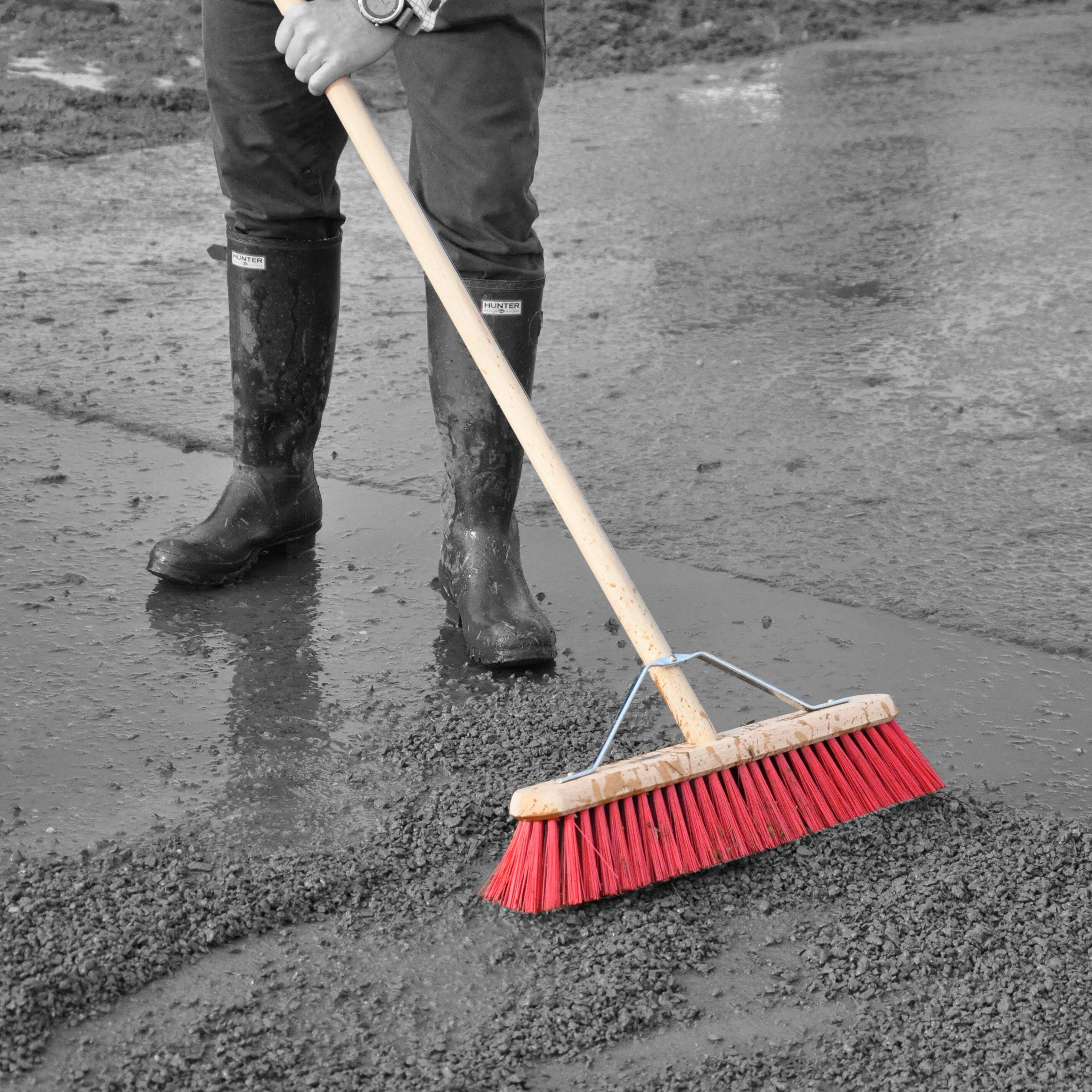 The Enduring Quality of Hillbrush: British-Made Brushes
